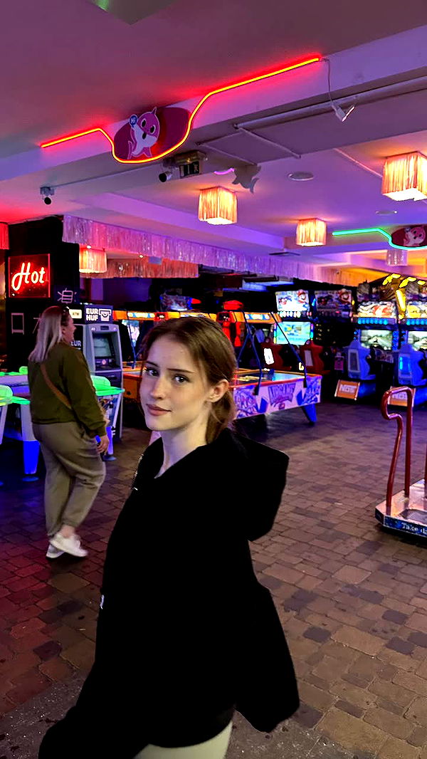 mira.0004 image ~ Altpins