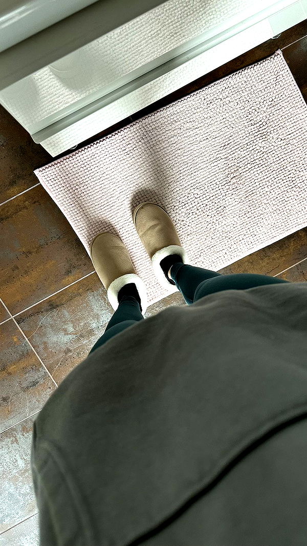 mira.0004 image ~ Altpins