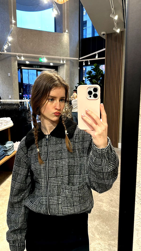 mira.0004 image ~ Altpins