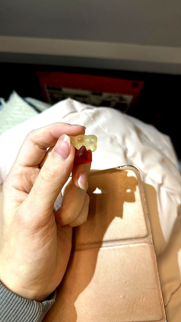 mira.0004 image ~ Altpins