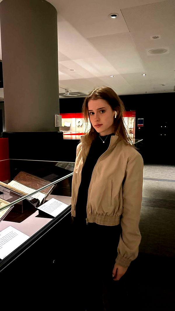 mira.0004 image ~ Altpins