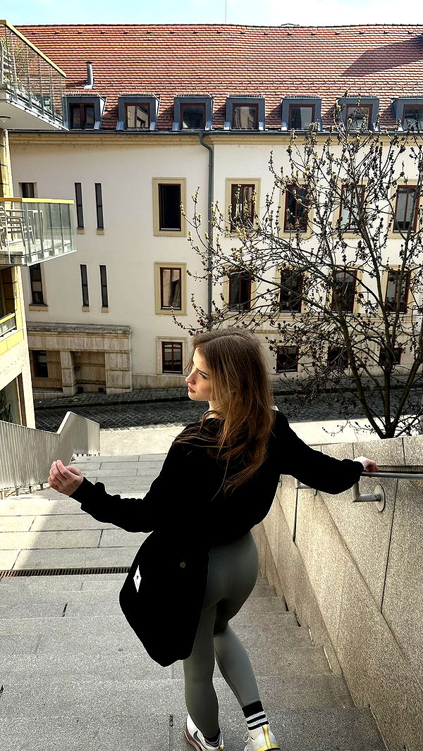 mira.0004 image ~ Altpins