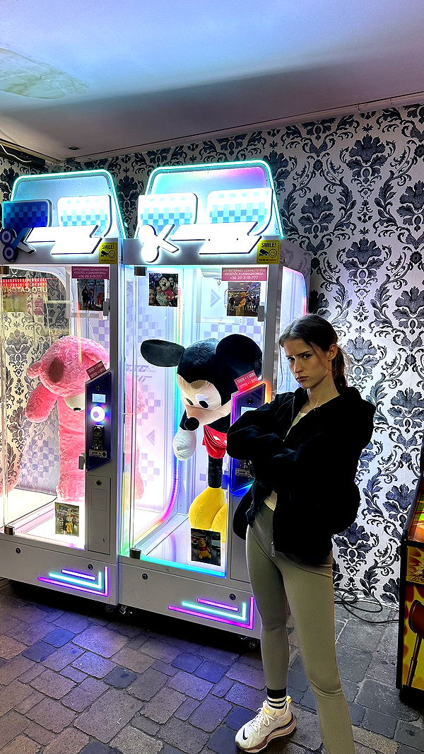 mira.0004 image ~ Altpins