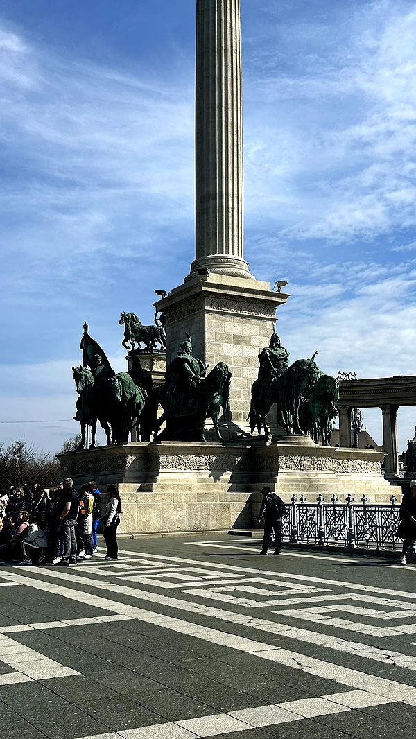 mira.0004 image ~ Altpins