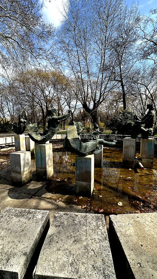 mira.0004 image ~ Altpins