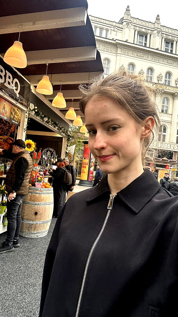 mira.0004 image ~ Altpins