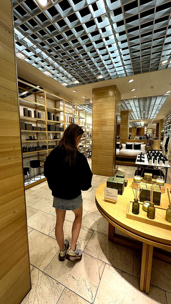 mira.0004 image ~ Altpins