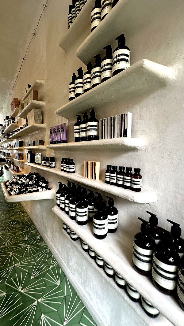 mira.0004 image ~ Altpins