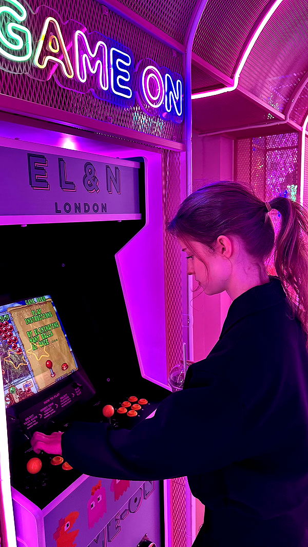 mira.0004 image ~ Altpins