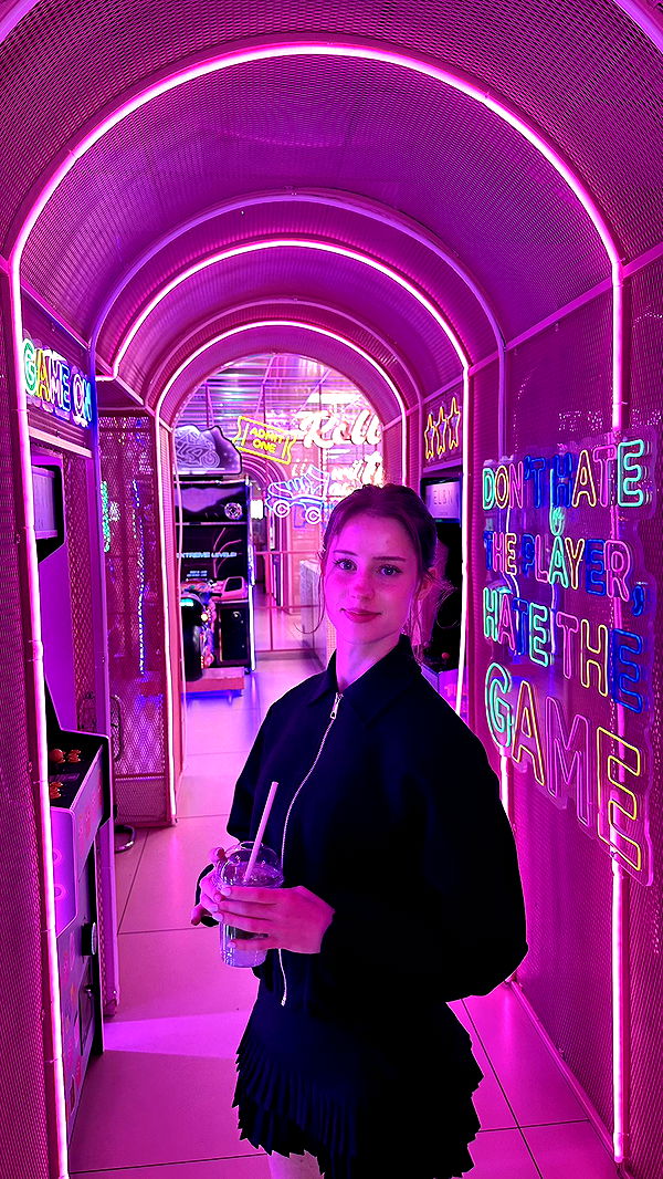 mira.0004 image ~ Altpins