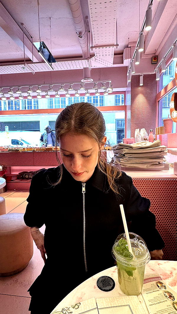 mira.0004 image ~ Altpins