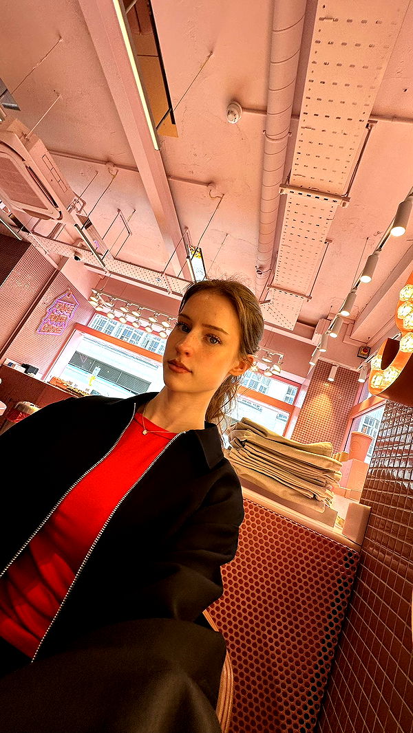 mira.0004 image ~ Altpins