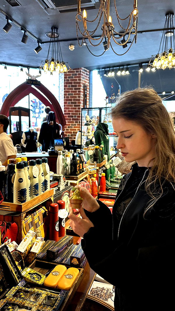 mira.0004 image ~ Altpins