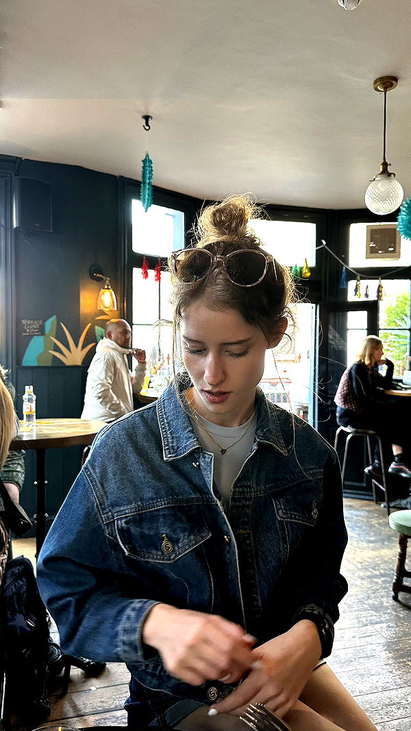 mira.0004 image ~ Altpins