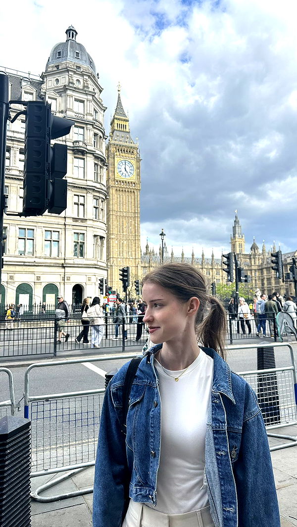 mira.0004 image ~ Altpins