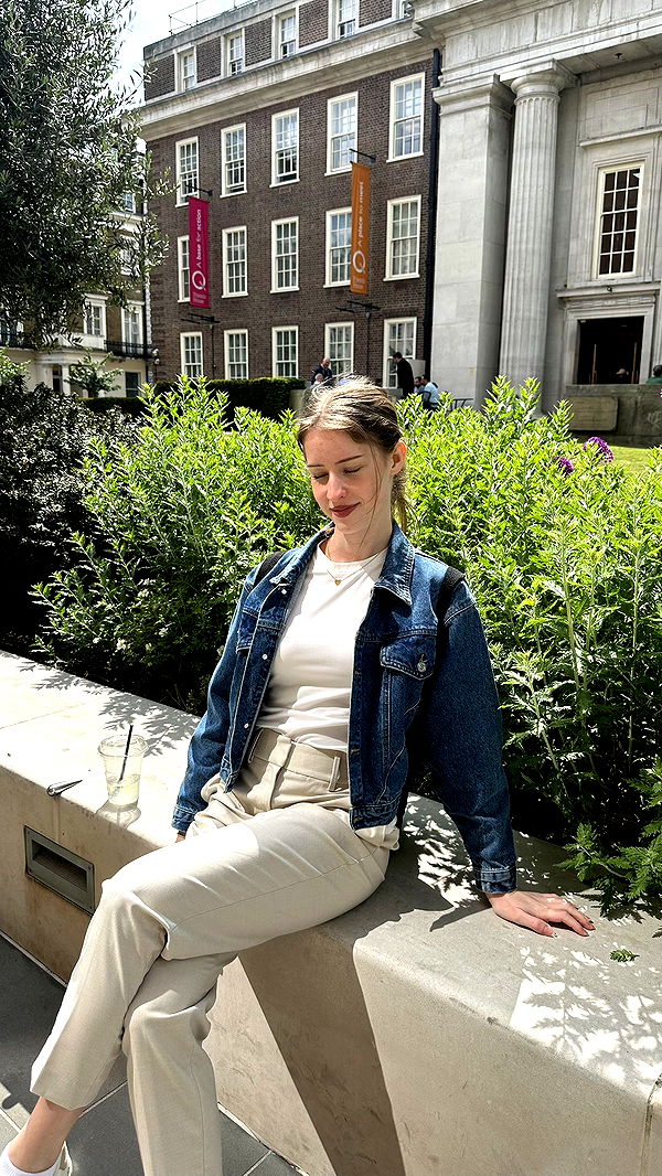 mira.0004 image ~ Altpins