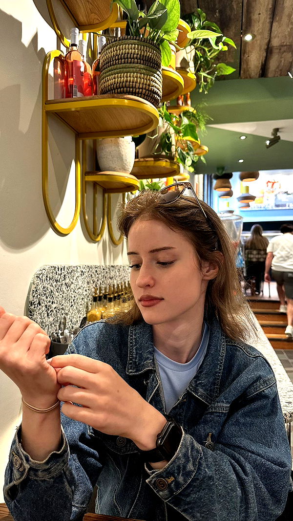 mira.0004 image ~ Altpins