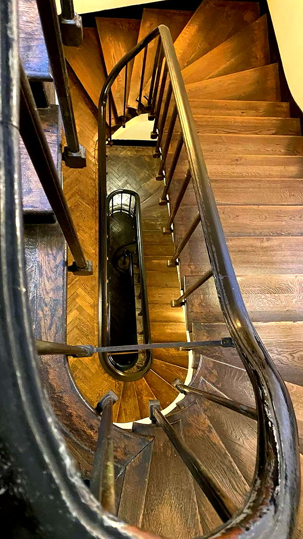 mira.0004 image ~ Altpins