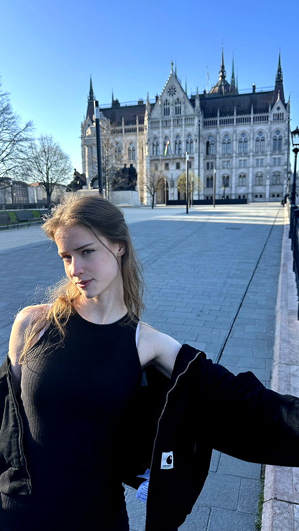 mira.0004 image ~ Altpins