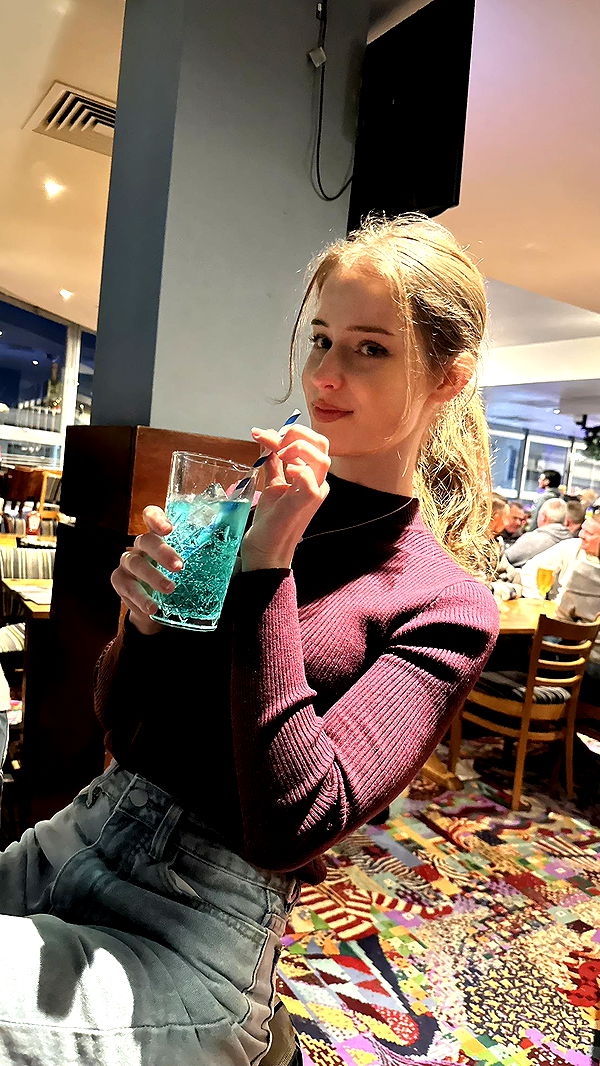 mira.0004 image ~ Altpins