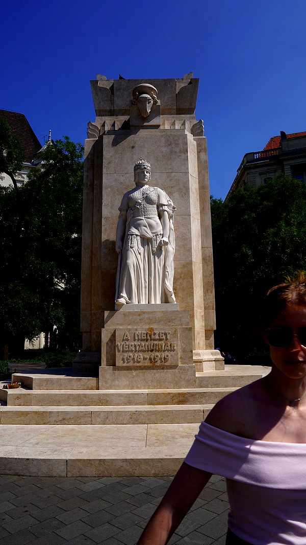 mira.0004 image ~ Altpins