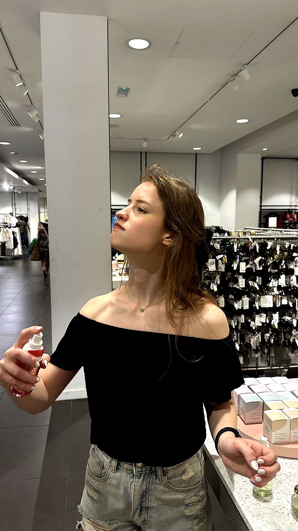 mira.0004 image ~ Altpins