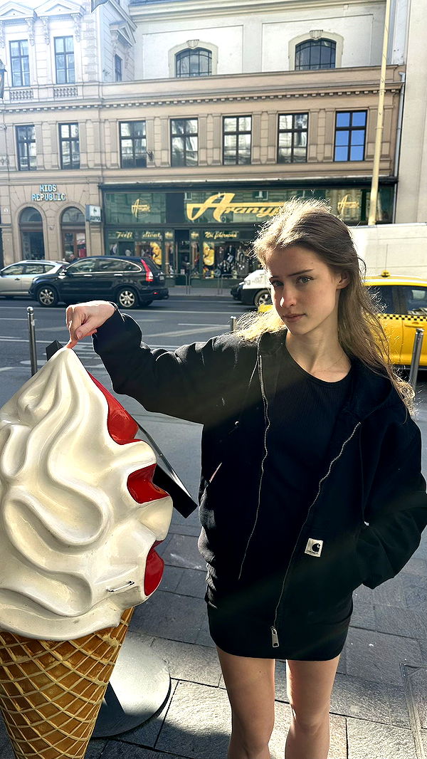 mira.0004 image ~ Altpins