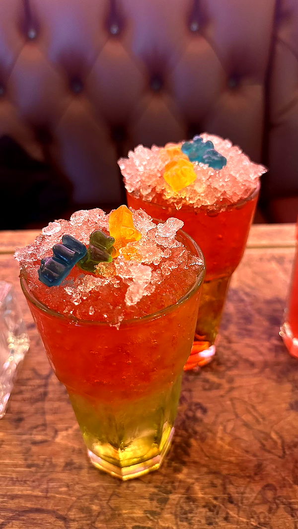 mira.0004 image ~ Altpins