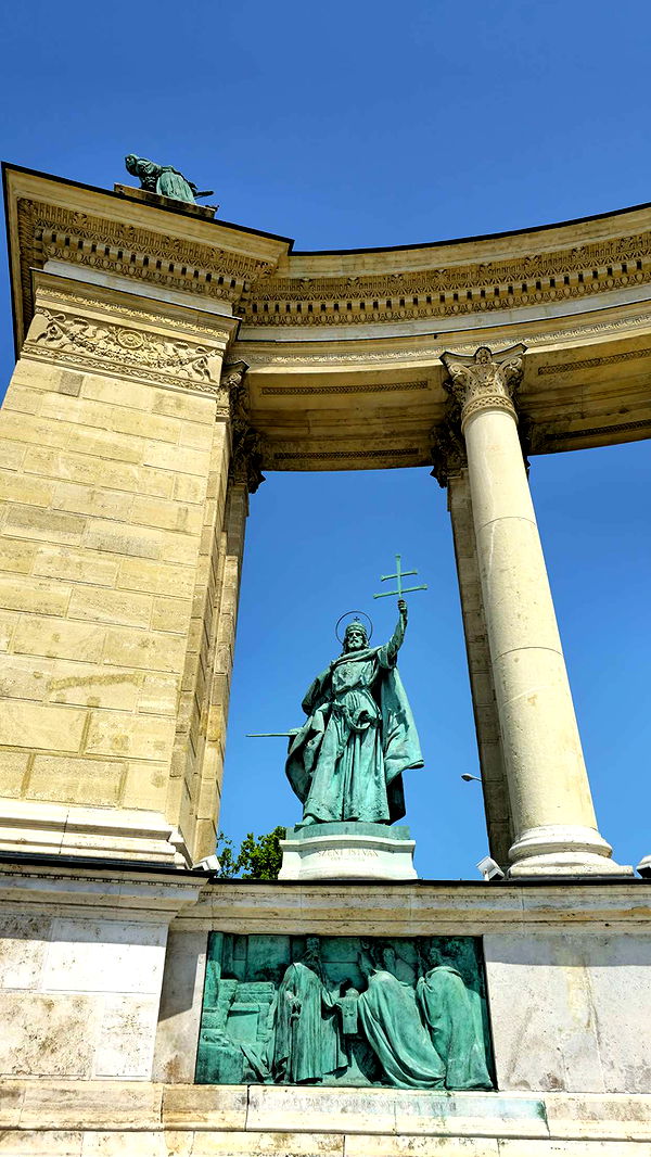 mira.0004 image ~ Altpins