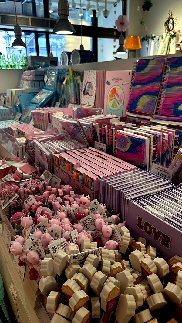 mira.0004 image ~ Altpins