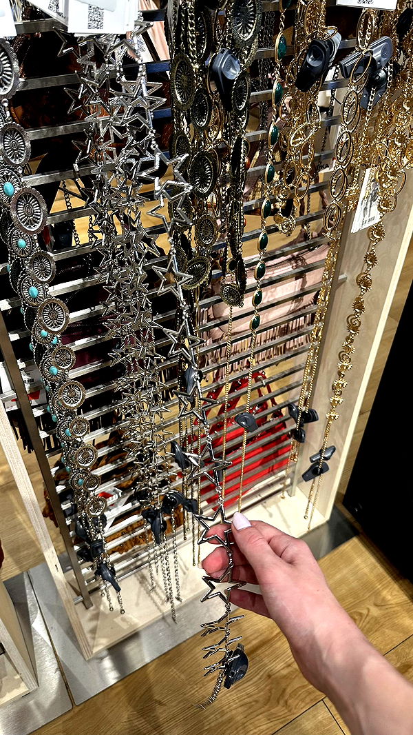 mira.0004 image ~ Altpins