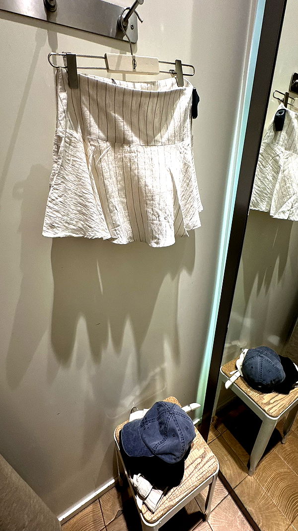 mira.0004 image ~ Altpins