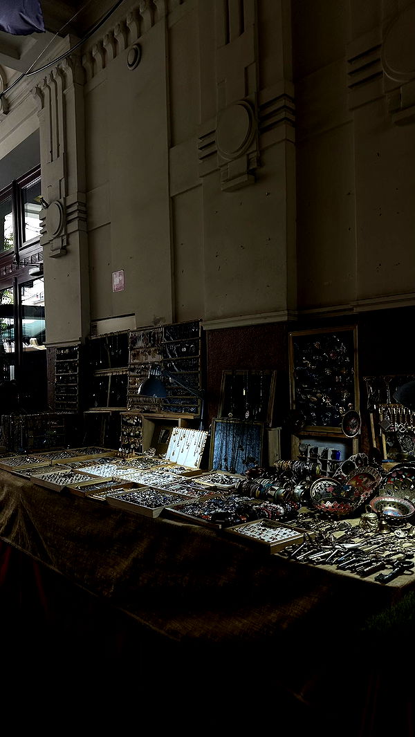 mira.0004 image ~ Altpins