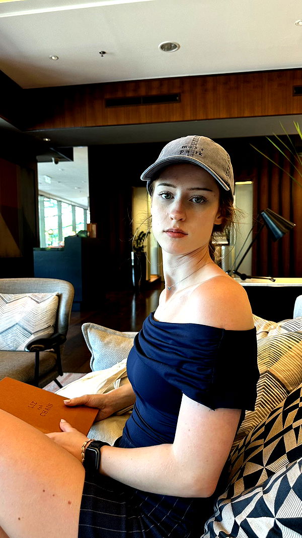 mira.0004 image ~ Altpins