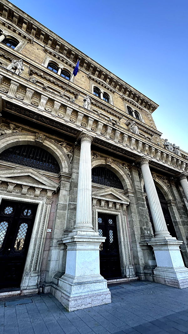 mira.0004 image ~ Altpins