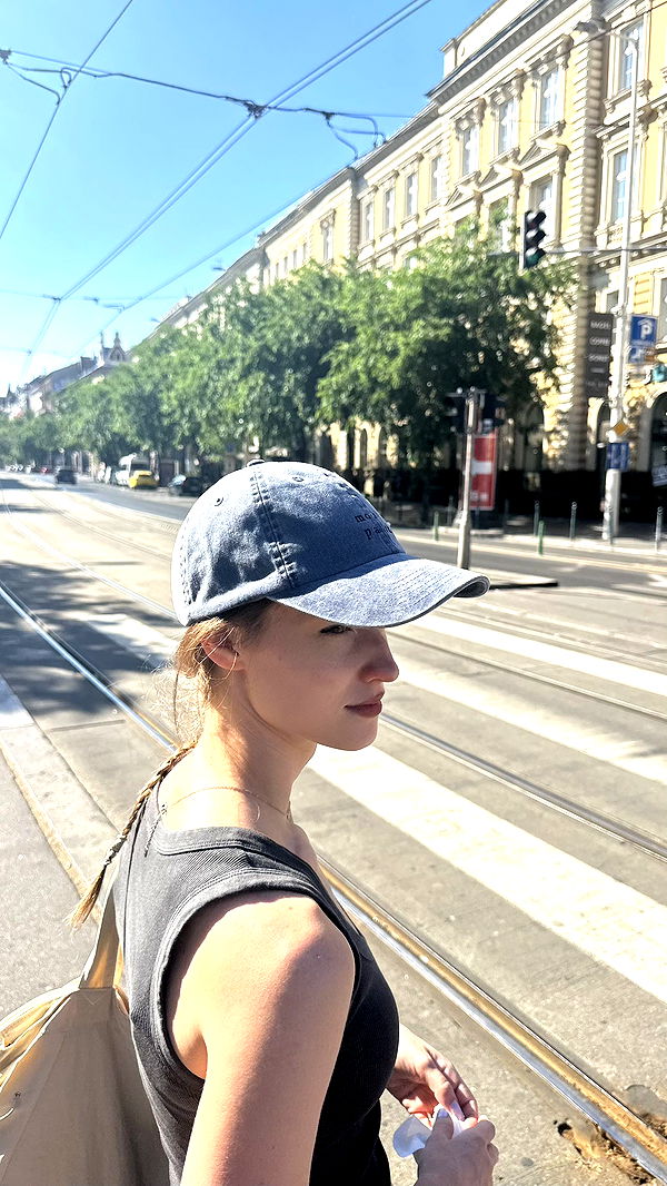 mira.0004 image ~ Altpins