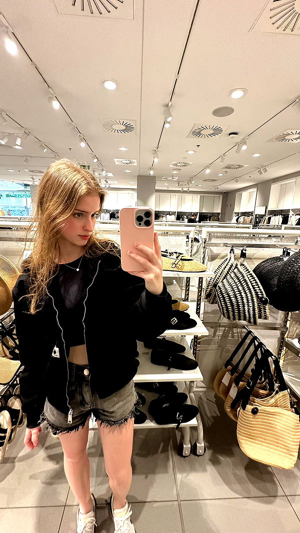 mira.0004 image ~ Altpins