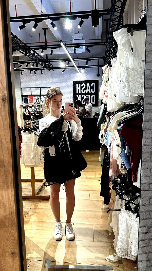 mira.0004 image ~ Altpins