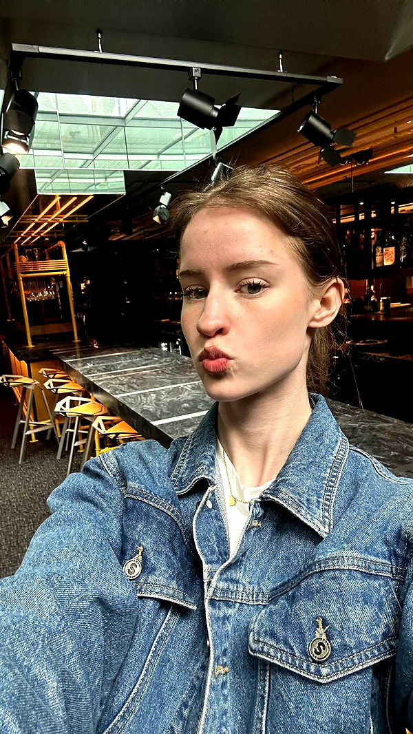 mira.0004 image ~ Altpins