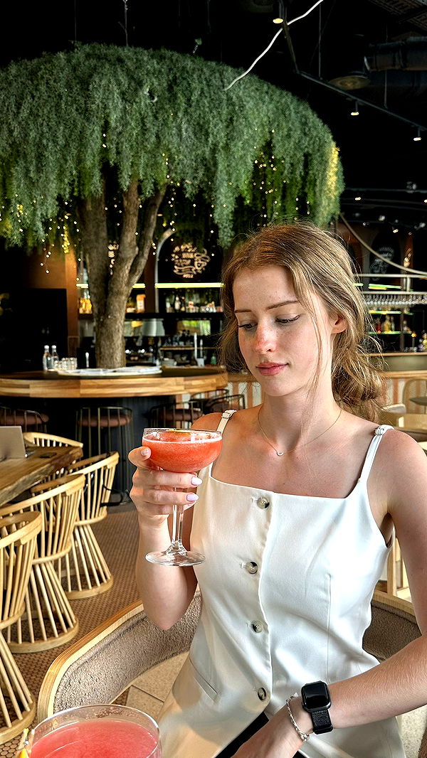 mira.0004 image ~ Altpins