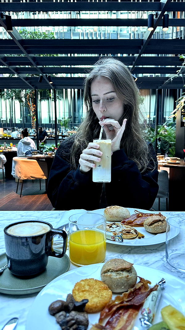 mira.0004 image ~ Altpins