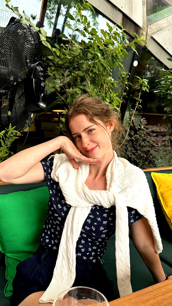 mira.0004 image ~ Altpins