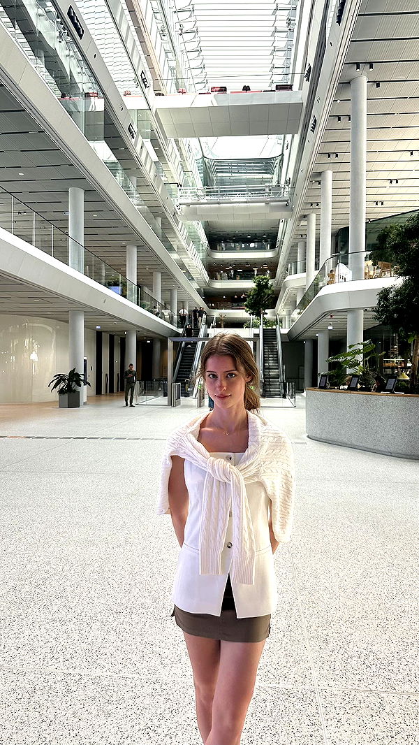 mira.0004 image ~ Altpins