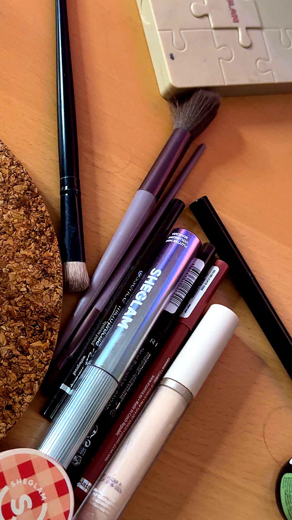 mira.0004 image ~ Altpins