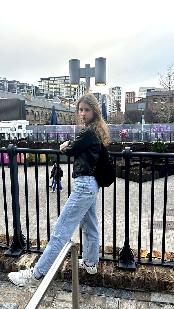 mira.0004 image ~ Altpins