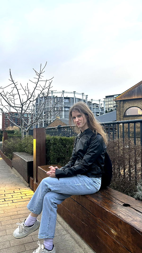 mira.0004 image ~ Altpins