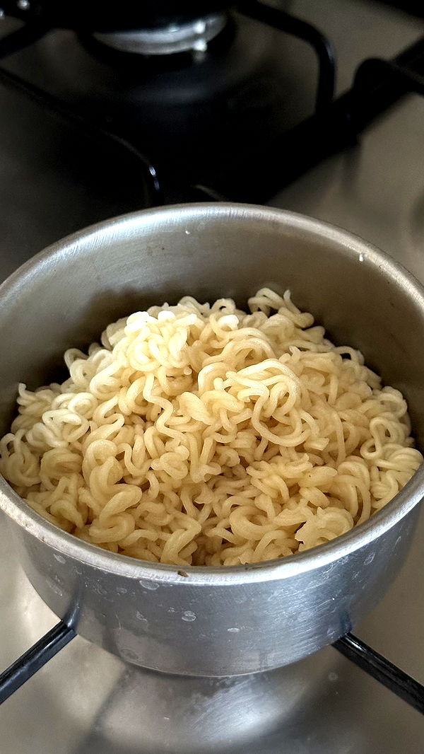 mira.0004 image ~ Altpins