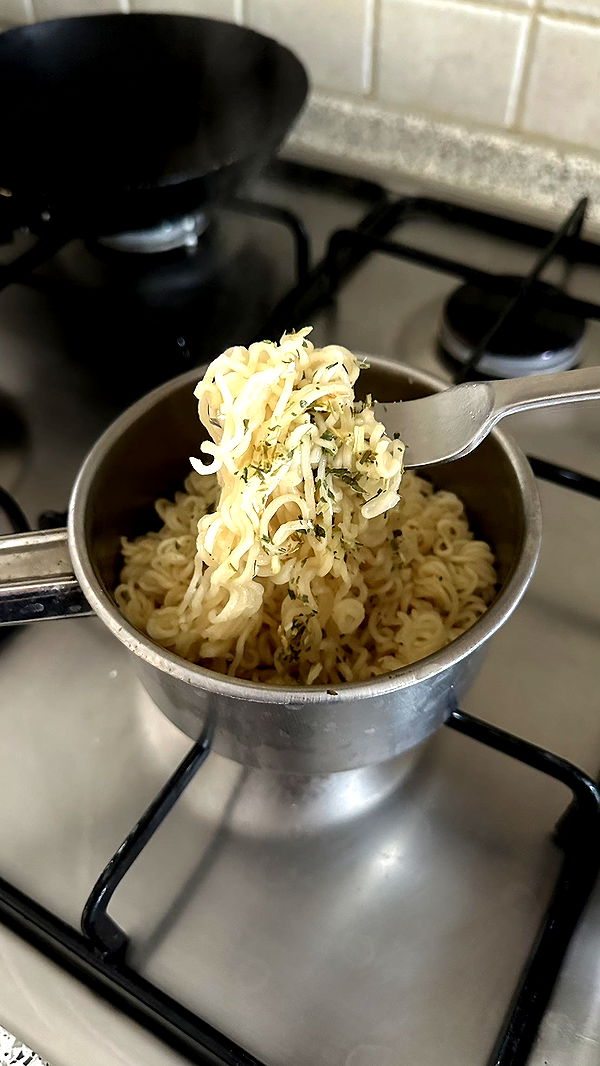 mira.0004 image ~ Altpins