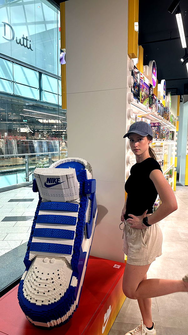 mira.0004 image ~ Altpins