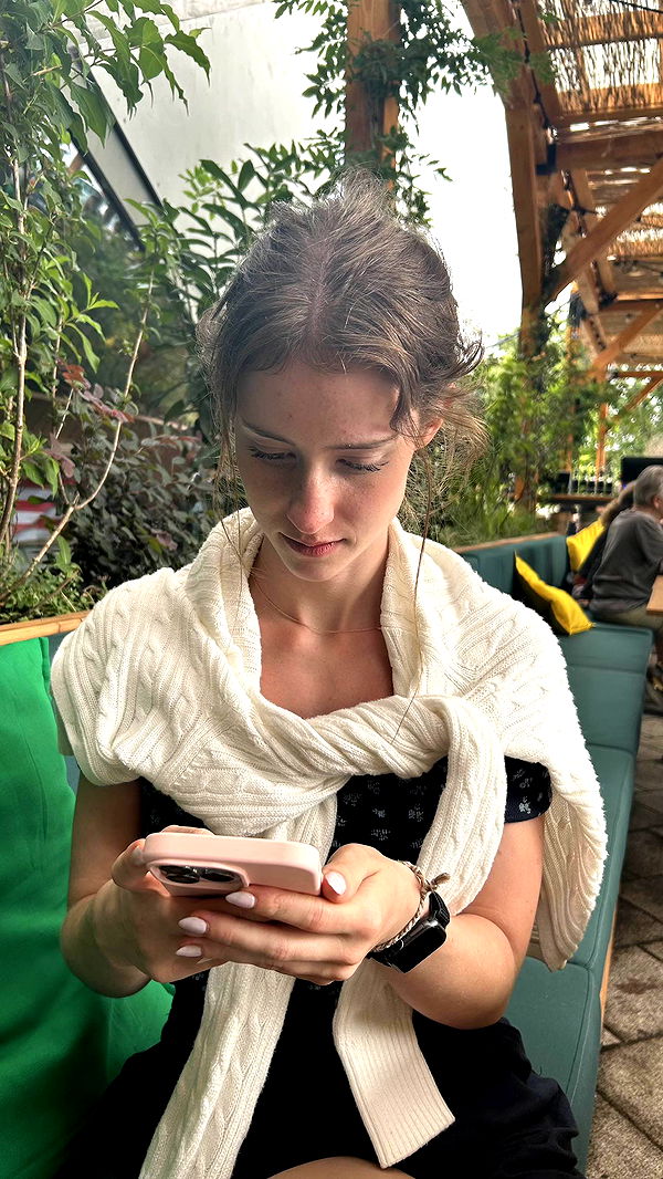 mira.0004 image ~ Altpins